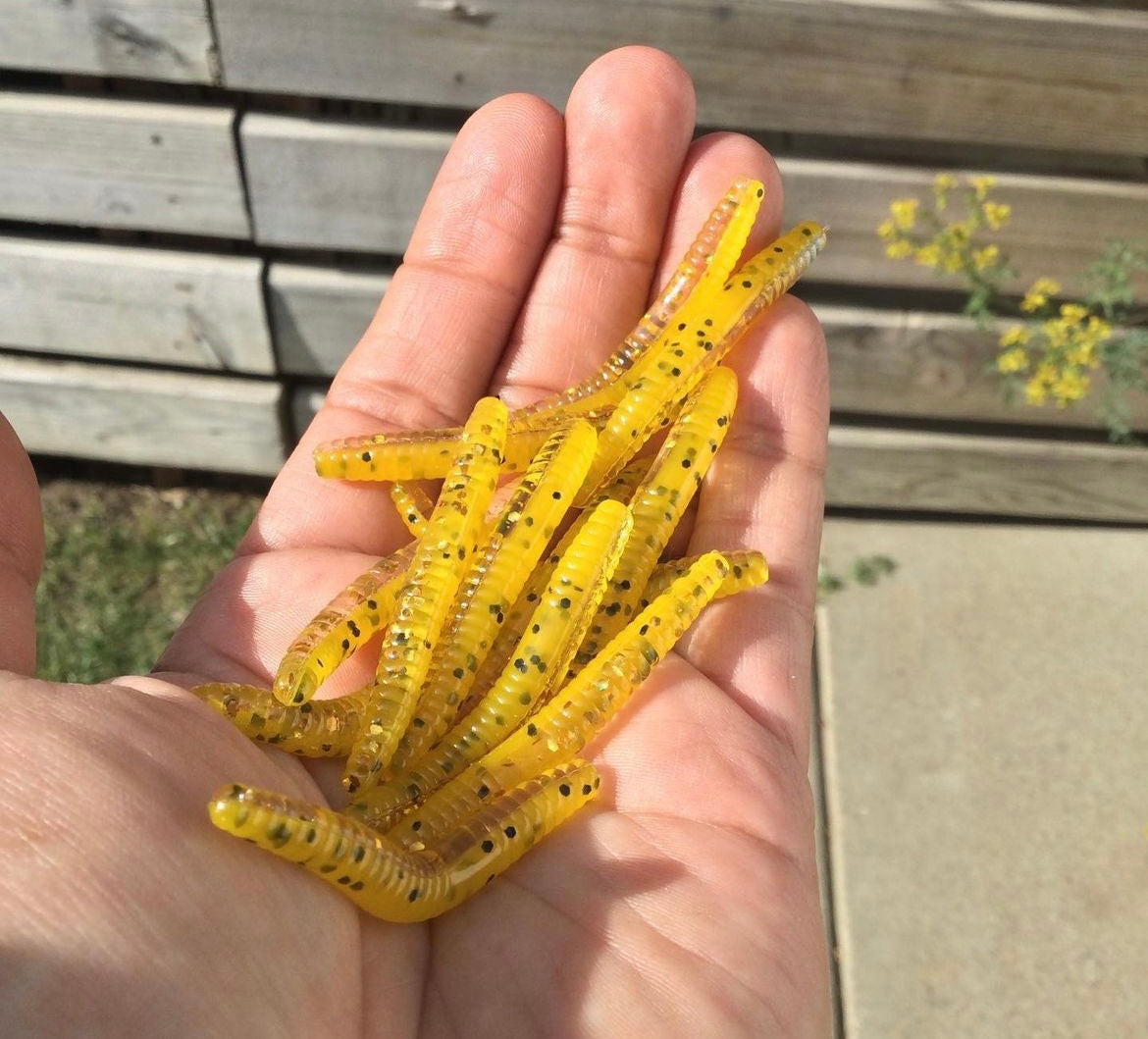 10pc 2inch Floating "Yellow/Black Trout Worm